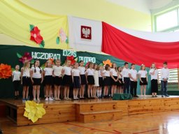 b_1024_768_0_00_images_2022_2023_Zakonczenie_348300903_727423052518979_5551219362143001387_n